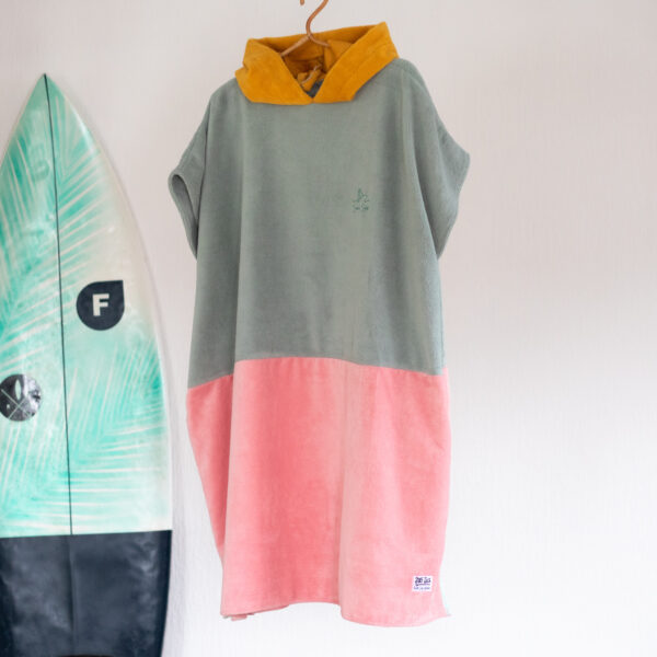 Surf Sick surf poncho Roze Groen geel